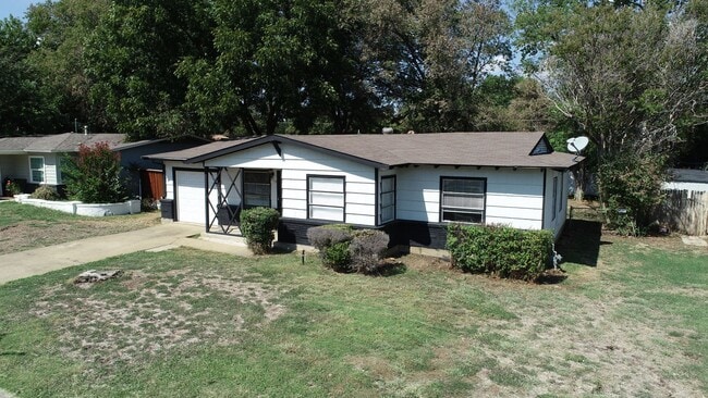 Photo - 2113 Cloverdale St House