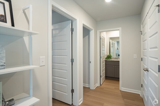 3BR, 2BA - 1378SF - Isabella - Upstairs Hallway - The Collection Tate Bend