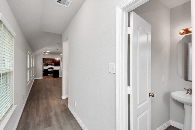 Foto del edificio - 17738 Pamukkale Pl