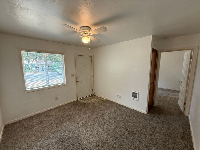 Foto del edificio - 1570 Bellevue St SE
