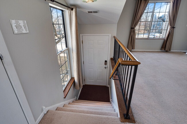 Building Photo - 972 Mallard Cir