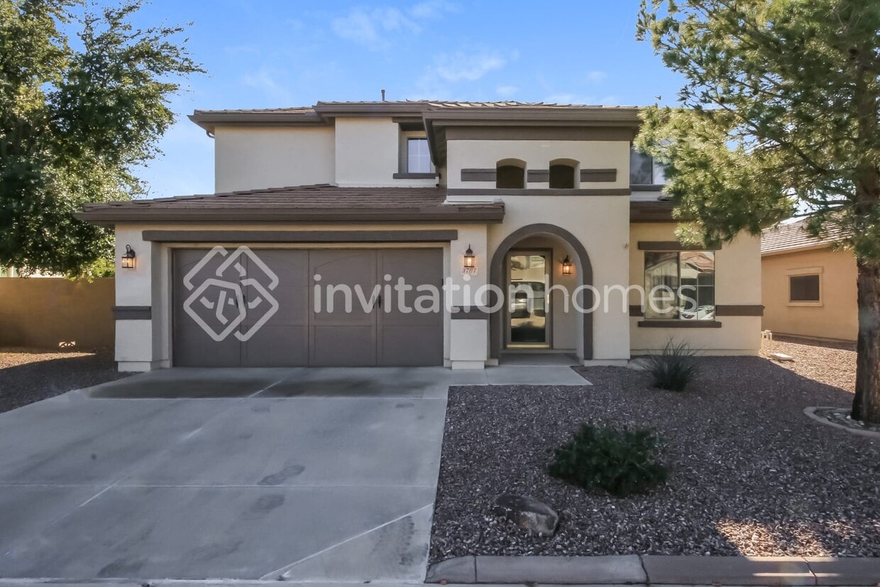 Primary Photo - 3767 E Orchid Lane