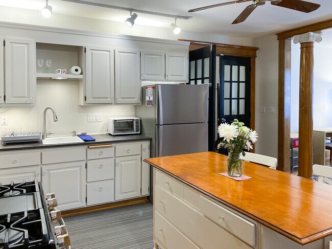 Foto del edificio - 511 Orange St