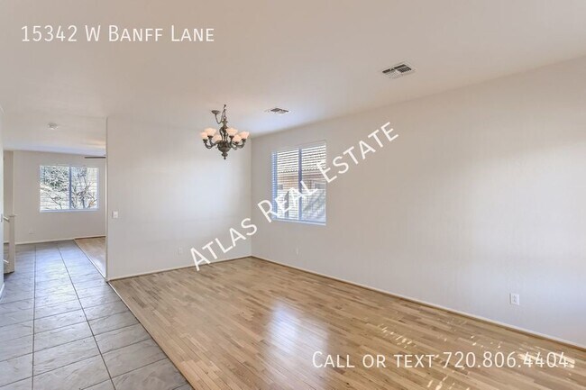 Building Photo - 2 weeks free rent if moved in by 1/31!.  S...
