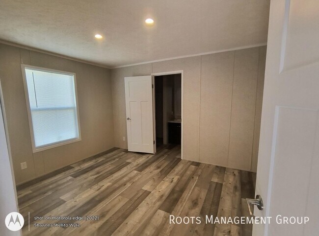 Foto del edificio - 1010 Reservation Rd