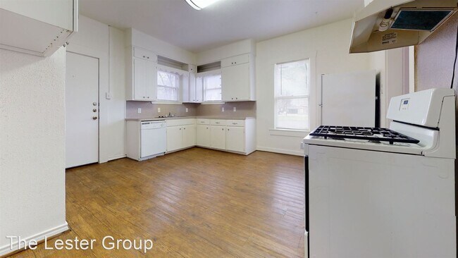 Foto del edificio - 3 br, 2 bath House - 1501 S College Ave