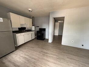 Building Photo - 6603 Avenue T