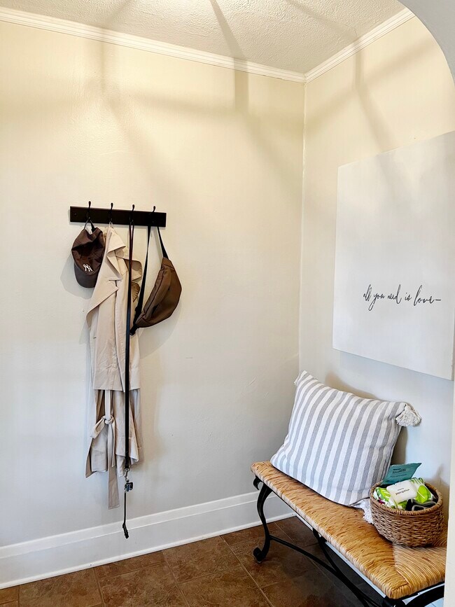 Foto del edificio - 2374 N 68th St