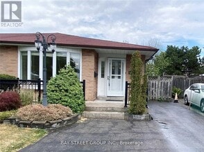 Building Photo - 841 Consort Crescent
