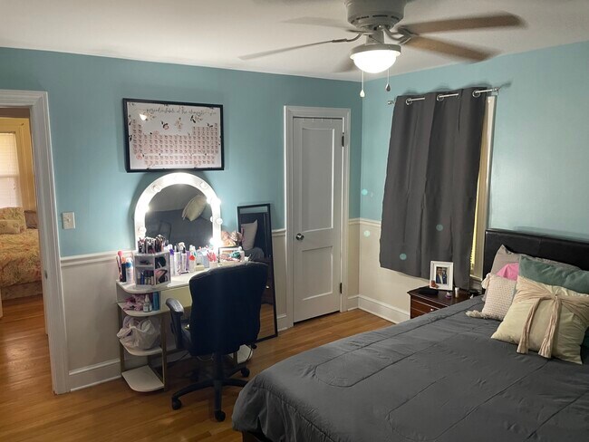 Dormitorio 1 - 914 Westview Cir
