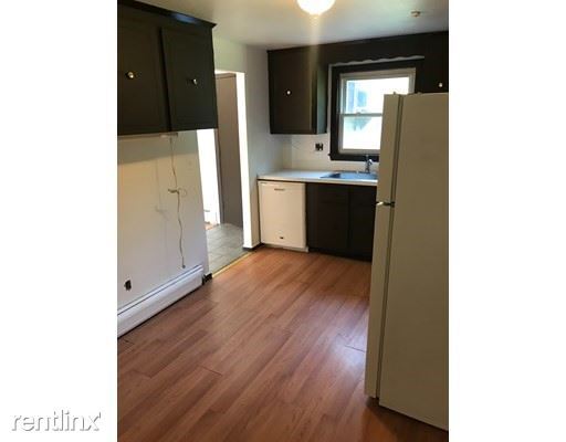 Foto del edificio - 19 Robert Arey Dr