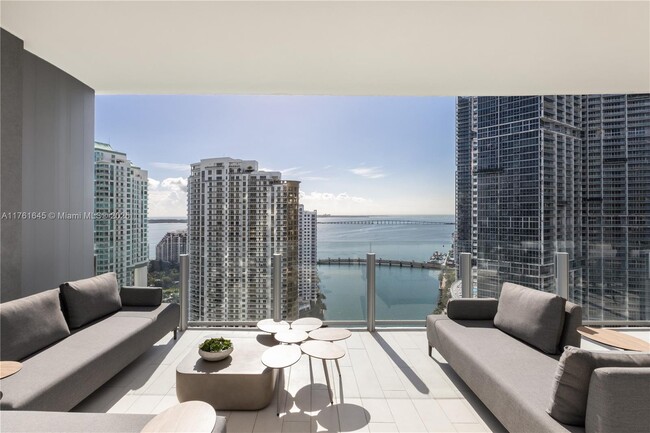 Foto del edificio - 300 Biscayne Blvd Way