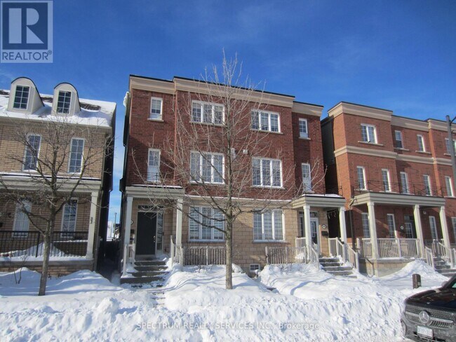 Photo du bâtiment - 102 Evelyn Wiggins Drive