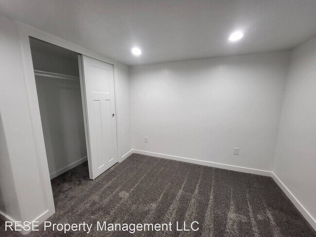 Foto del edificio - 2 br, 1 bath House - 22 E 425 N Downstairs