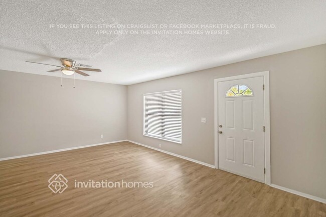 Building Photo - 5986 Ithaca Cir W
