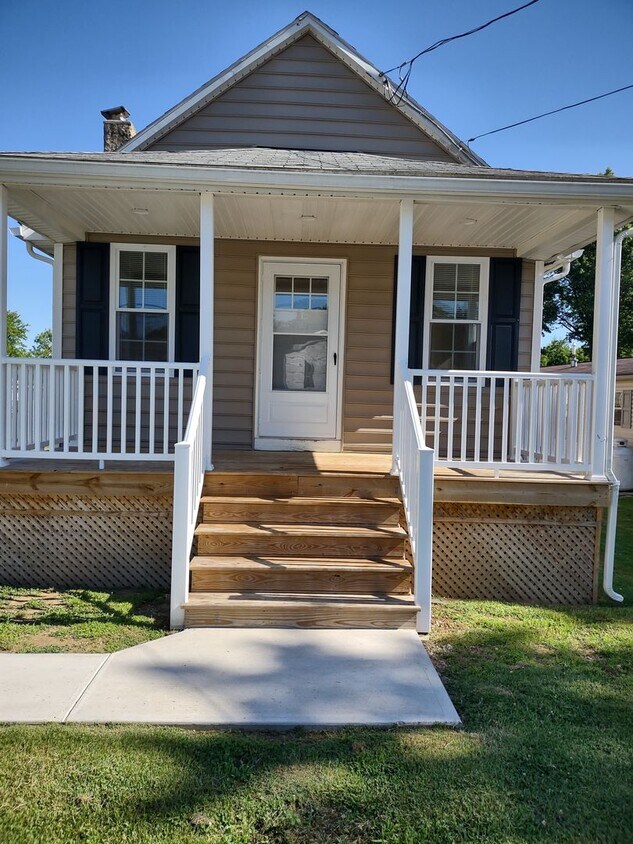 Primary Photo - 1175 Willow St