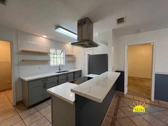 Foto del edificio - Gorgeous 3 Bedroom Home in Crestview!