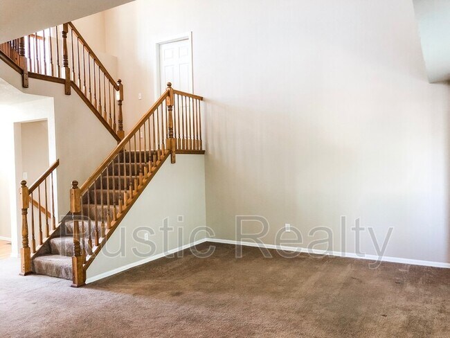 Building Photo - 6462 Jules Dr
