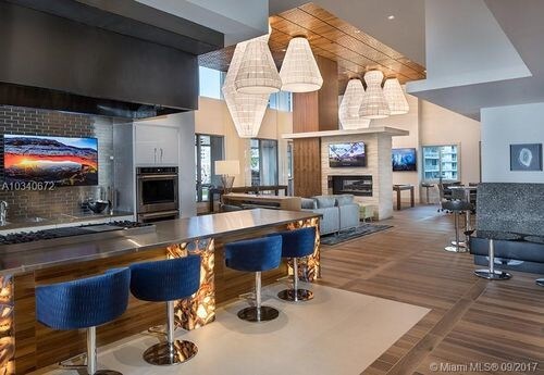 Foto del edificio - 255 SW 11th St