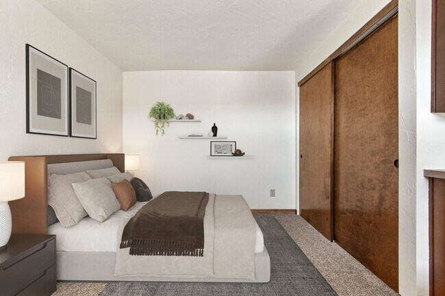 Foto del edificio - 2344 Canter Ln