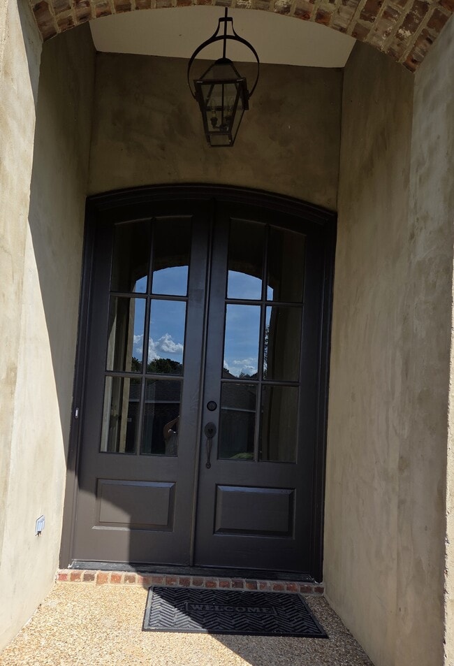 Building Photo - 462 Pinebrook Cir