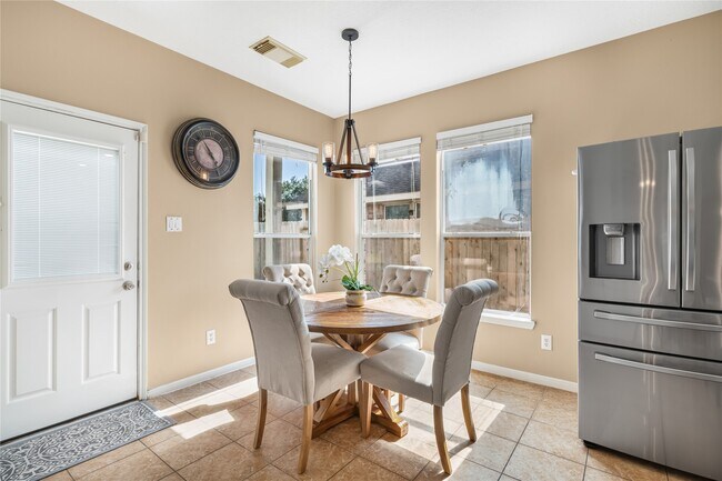 Building Photo - 11010 S Auden Cir