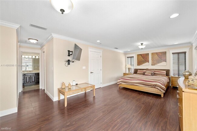Building Photo - 4 br, 3.5 bath House - 1516 Aqueduct Ln # ...