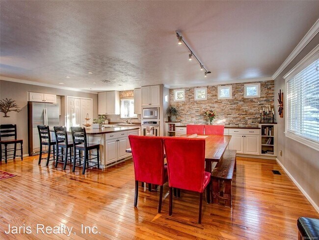 Building Photo - 4 br, 3 bath House - 144 Gordon Lane