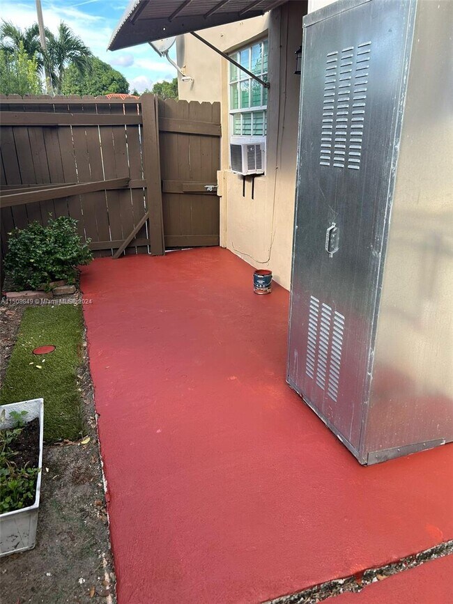 Building Photo - 2970 NW 15th St