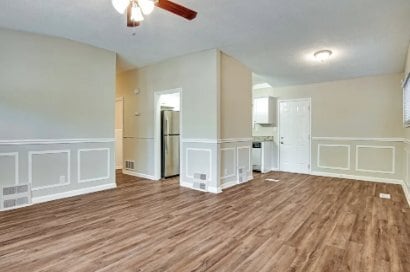 Building Photo - 1539 Belva Ave