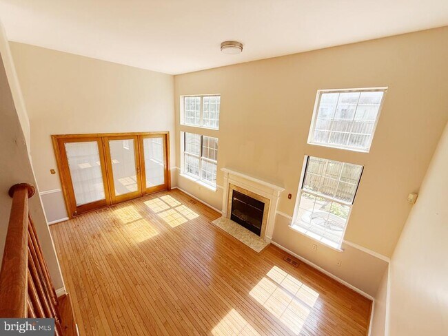 Foto del edificio - 8545 Harvest View Ct