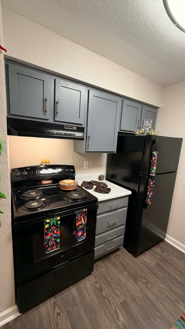 Building Photo - Casa Colinas Apartments
