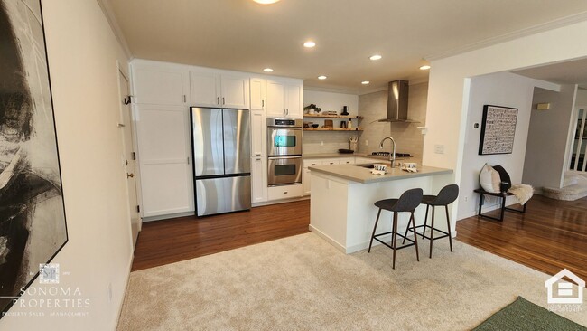 Building Photo - 3 Bedroom/2.5 Bathroom Home in Sonoma Greens!