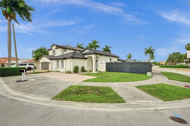 Building Photo - 898 NW 131st Ave