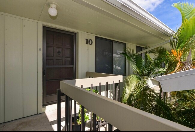 Foto del edificio - 800 NW Fork Rd