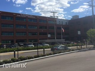 Primary Photo - 250 McDougall St