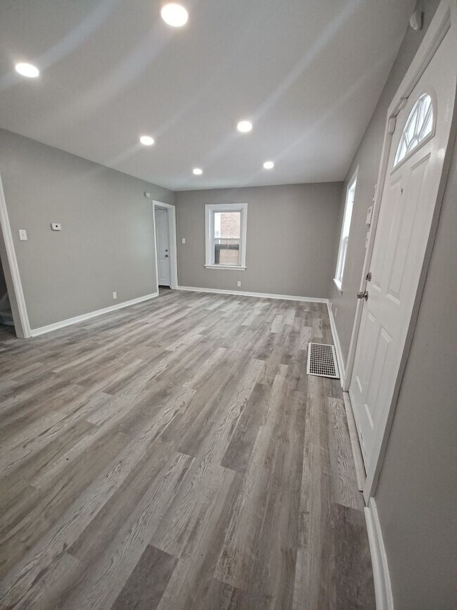 Foto del edificio - Gorgeous Updated 3 Bedroom Home for Rent