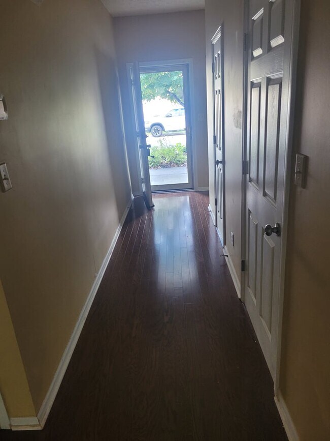 Building Photo - 5408 Nighthawk Dr