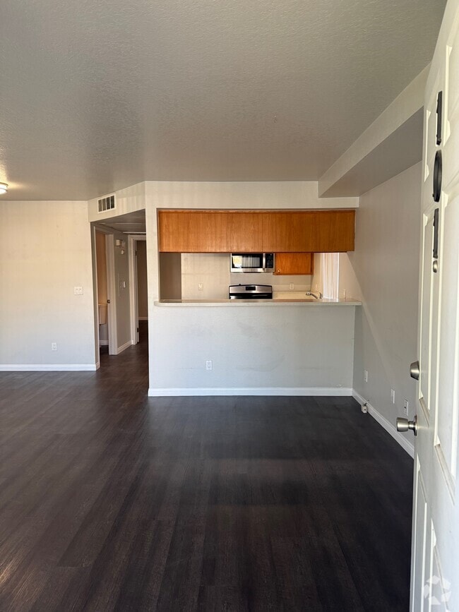 Living room to kitchen view - 5255 Riverton Ave