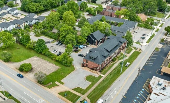 Foto del edificio - 1137 N Leverett Ave