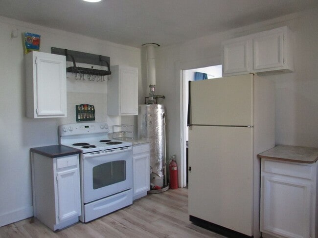 Foto del edificio - Cute & Cozy 1 Bedroom