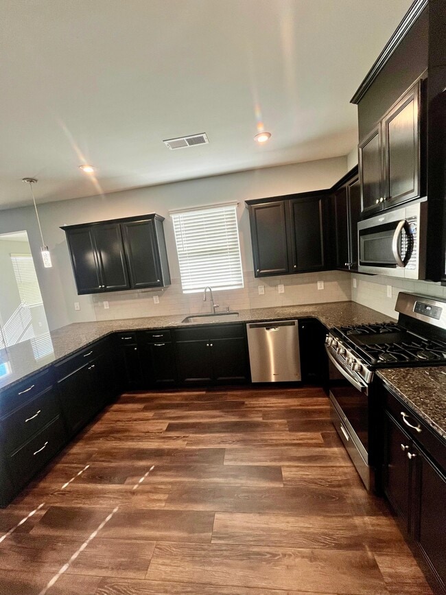 Foto del edificio - 2105 Boynton St