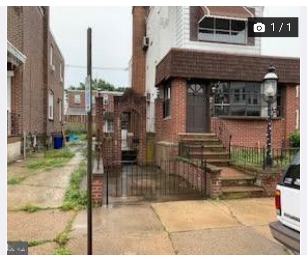 6621 Jackson St, Philadelphia, PA 19135 House Rental in Philadelphia