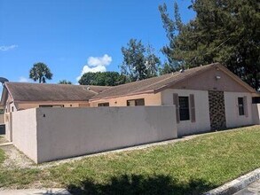 Building Photo - 4962 Cherry Rd