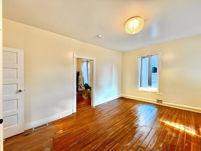 Building Photo - 202 Fayette St