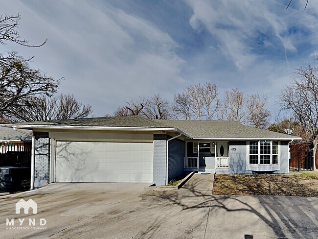 Foto del edificio - 2141 Province Ln