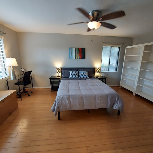 Photo - 1031 Michigan Ave NE Apartment