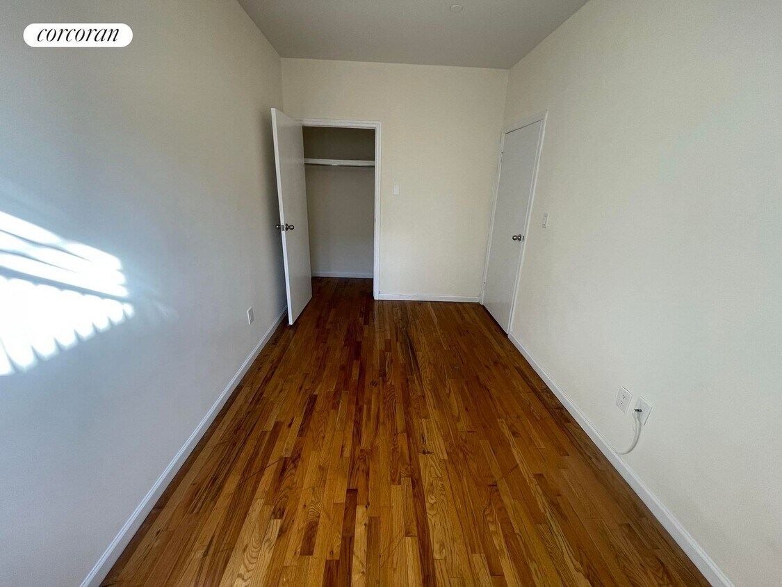 Building Photo - 108 W 116th St