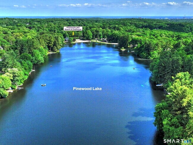 Foto del edificio - 10 Old Pinewood Trail