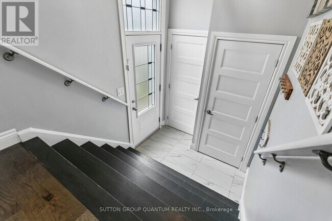 Photo du bâtiment - 1993 Carrera Ln